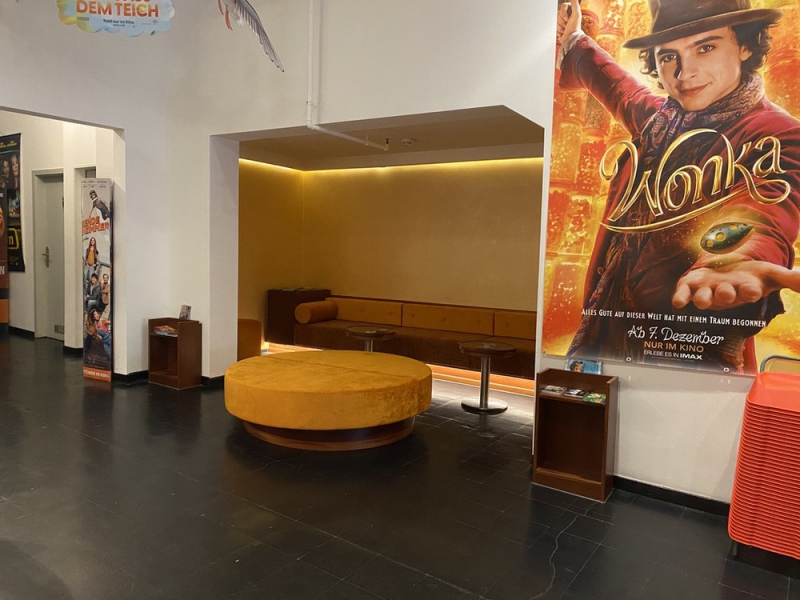 Neugestaltung Entree und denkmalrechtliche Sanierung der Fassade – REX Kino Wuppertal